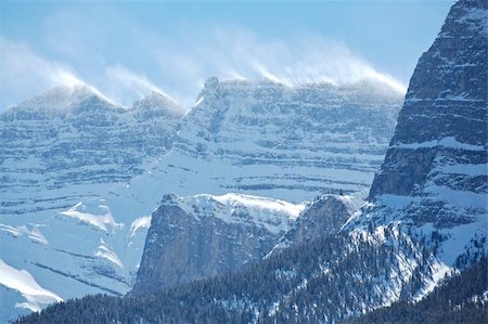 skylight (artist) - Snow blowing off top ridges of Mount Rundle in Banff National Park Stock Photo - Budget Royalty-Free & Subscription, Code: 400-05326222