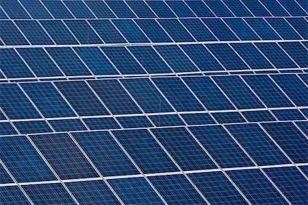 simsearch:400-04718323,k - Solar Collectors of an industrial plant for alternative energy Stock Photo - Budget Royalty-Free & Subscription, Code: 400-05326741