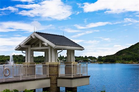 summerhouse - Beautiful spring lake and wooden belvedere in the park. Photographie de stock - Aubaine LD & Abonnement, Code: 400-05327504