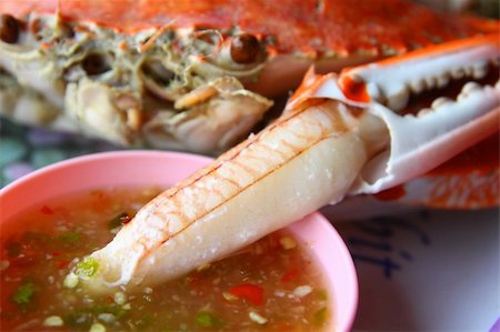 Hot Steamed Crabs with Sauce  , fresh from Huahin beach in Thailand Photographie de stock - Aubaine LD & Abonnement, Code: 400-05327679