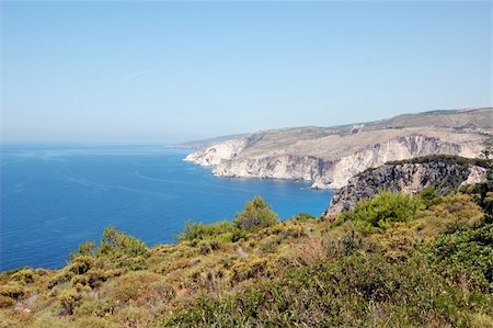 simsearch:400-05219358,k - Rocky coastline and the ionian sea as seen from cape Keri, Zakynthos, Greece. Photographie de stock - Aubaine LD & Abonnement, Code: 400-05328384