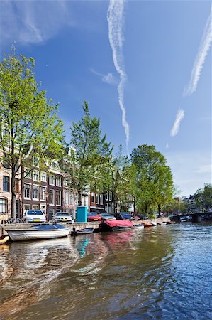 simsearch:400-06078495,k - Amsterdam canals , sunny day in September Foto de stock - Super Valor sin royalties y Suscripción, Código: 400-05322678