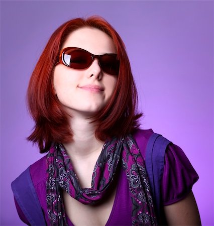 simsearch:614-00385933,k - Fashionable girl in violet. Studio shot. Stock Photo - Budget Royalty-Free & Subscription, Code: 400-05323145