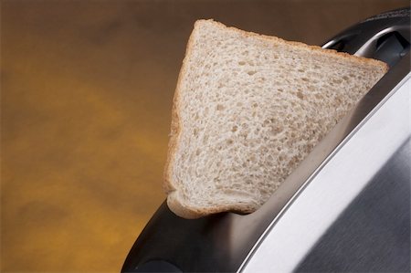 salt pan - A toaster and a special bread for toast. Foto de stock - Super Valor sin royalties y Suscripción, Código: 400-05323801