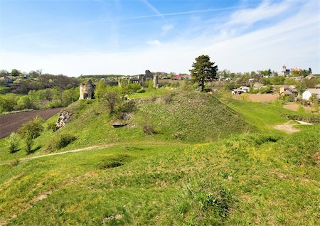 simsearch:400-05243959,k - Spring view of Castle ruins (Sydoriv village, Ternopil region, Ukraine). Stock Photo - Budget Royalty-Free & Subscription, Code: 400-05323969
