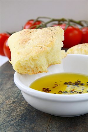 simsearch:400-04376706,k - slice of italian focaccia bread with olive  oil Stock Photo - Budget Royalty-Free & Subscription, Code: 400-05334053