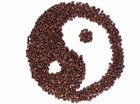 simsearch:400-05112254,k - Coffee beans arranged in an artistic design on a white background Stockbilder - Microstock & Abonnement, Bildnummer: 400-05335161