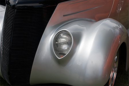 simsearch:400-05388802,k - front of a classic car with headlight and fender Foto de stock - Super Valor sin royalties y Suscripción, Código: 400-05335755