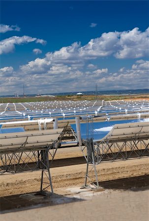 simsearch:693-03312761,k - CSP Solar Trough Collector utilized to generate solar power.  Time of the day is noon  Seville, Spain Stock Photo - Budget Royalty-Free & Subscription, Code: 400-05335766