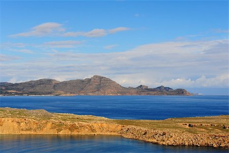 simsearch:400-04822459,k - Typical Seascape Greek Island of Rhodes With The Rugged Coast Foto de stock - Super Valor sin royalties y Suscripción, Código: 400-05338170