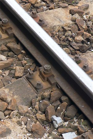 simsearch:400-05883568,k - Detail of Aged Rusty Rail with Screws Photographie de stock - Aubaine LD & Abonnement, Code: 400-05339590