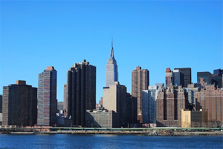 Skyline for Mid-town Manhattan in New York City Stock Photo - Budget Royalty-Free & Subscription, Code: 400-05339679