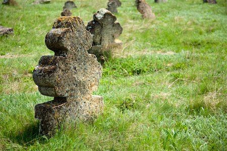 simsearch:400-07570169,k - Old orthodox graves of 19s century Photographie de stock - Aubaine LD & Abonnement, Code: 400-05330973