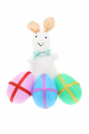 simsearch:400-05040794,k - Bunny and Easter eggs on white background Stock Photo - Budget Royalty-Free & Subscription, Code: 400-05333052