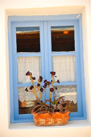 summer vacation on beautiful vulcanic island santorini at greece Stock Photo - Budget Royalty-Free & Subscription, Code: 400-05344749