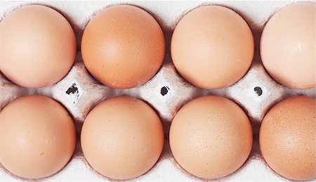 simsearch:400-04313912,k - White eggs in carton. Nutritious eating. Stockbilder - Microstock & Abonnement, Bildnummer: 400-05344855
