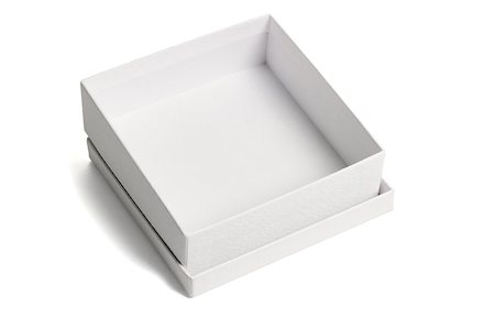 simsearch:400-06359368,k - Open empty white gift box with lid on isolated background Foto de stock - Super Valor sin royalties y Suscripción, Código: 400-05345535