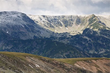 simsearch:400-07210714,k - mountain landscape in Parang Mountains in Romania Fotografie stock - Microstock e Abbonamento, Codice: 400-05346312