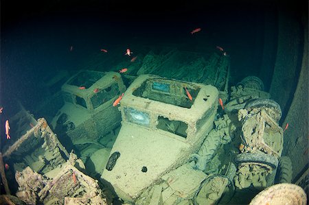 simsearch:614-03903855,k - Old trucks inside the hold of a large shipwreck from world war 2 Stock Photo - Budget Royalty-Free & Subscription, Code: 400-05346340