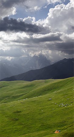 Tent in mountains. Caucasus Mountains, Georgia. Photographie de stock - Aubaine LD & Abonnement, Code: 400-05348588
