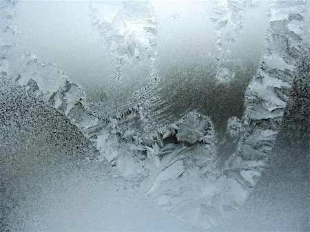simsearch:400-04628388,k - This is snow frosty pattern on winter window Stockbilder - Microstock & Abonnement, Bildnummer: 400-05349731