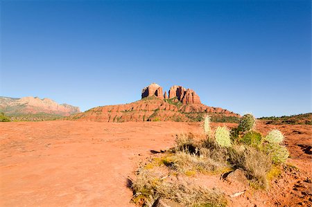 simsearch:400-08694885,k - View of Cathedral Rock Butte in Sedona, Arizona Photographie de stock - Aubaine LD & Abonnement, Code: 400-05342836
