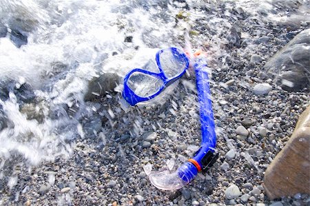 simsearch:400-04007432,k - snorkeling set in the tide Stock Photo - Budget Royalty-Free & Subscription, Code: 400-05354903