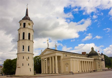 white roman catholic cathedral of Vilnius, Lithuania Stock Photo - Budget Royalty-Free & Subscription, Code: 400-05354916