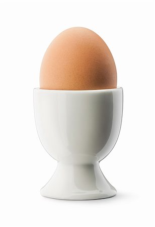 simsearch:400-04313912,k - Brown egg in a white cup Stockbilder - Microstock & Abonnement, Bildnummer: 400-05359499