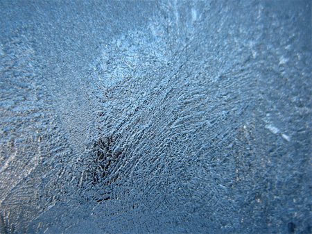 simsearch:400-04628388,k - This is snow frosty pattern on winter window Stockbilder - Microstock & Abonnement, Bildnummer: 400-05353378