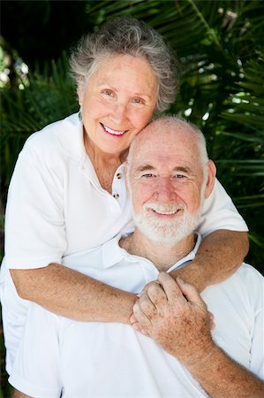 simsearch:400-04109826,k - Portrait of senior couple, still in love after many years. Fotografie stock - Microstock e Abbonamento, Codice: 400-05365143