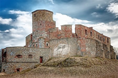 Medieval castle on the hill Stock Photo - Budget Royalty-Free & Subscription, Code: 400-05368824