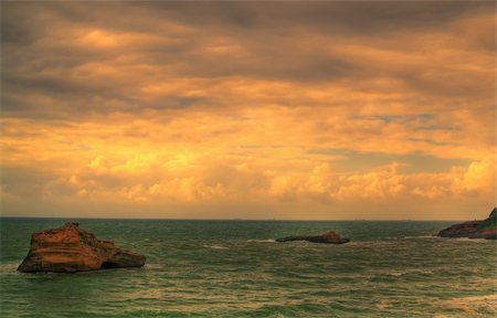 simsearch:400-05089504,k - beautiful ocean, seascape, sky and water Fotografie stock - Microstock e Abbonamento, Codice: 400-05369290