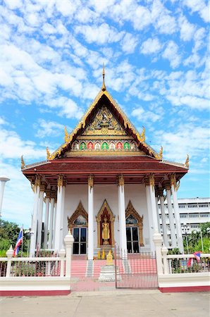 simsearch:400-04871096,k - decorated temple gable, Thailand Photographie de stock - Aubaine LD & Abonnement, Code: 400-05360250
