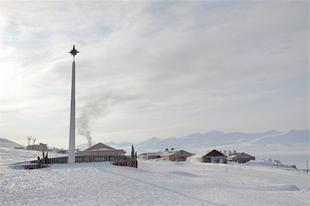 Barentsburg - Russian Arctic city Photographie de stock - Aubaine LD & Abonnement, Code: 400-05361227