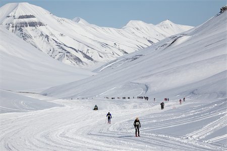 Arctic ski marathon - Longyearbyen, Svalbard Foto de stock - Super Valor sin royalties y Suscripción, Código: 400-05361282