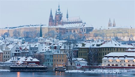 prager schloss - Hradcany in winter, Prague, Czech Republic Photographie de stock - Aubaine LD & Abonnement, Code: 400-05362361
