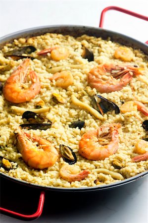 paella - paella with seafood Fotografie stock - Microstock e Abbonamento, Codice: 400-05362508