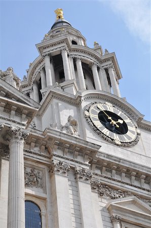 simsearch:400-05883803,k - St Paul's Cathedral in London, England Foto de stock - Super Valor sin royalties y Suscripción, Código: 400-05375878