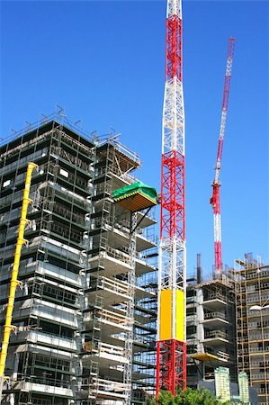 simsearch:693-03313840,k - Construction site and crane in Limassol city, Cyprus. Foto de stock - Royalty-Free Super Valor e Assinatura, Número: 400-05376734