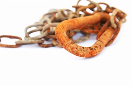 simsearch:600-02833370,k - Rusty chain isolated on white background. Photographie de stock - Aubaine LD & Abonnement, Code: 400-05376808