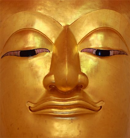 closeup smile face of golden buddha Photographie de stock - Aubaine LD & Abonnement, Code: 400-05376812