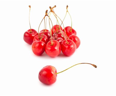 simsearch:400-06855989,k - Sweet Cherry isolated on white background with shadow Photographie de stock - Aubaine LD & Abonnement, Code: 400-05378652