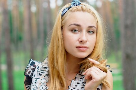 portrait photo teenage girl long blonde hair'''' - Close-up photo of a young girl Stock Photo - Budget Royalty-Free & Subscription, Code: 400-05371470