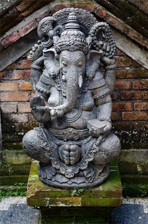 ganesh statue in bali indonesia temple Foto de stock - Super Valor sin royalties y Suscripción, Código: 400-05372182