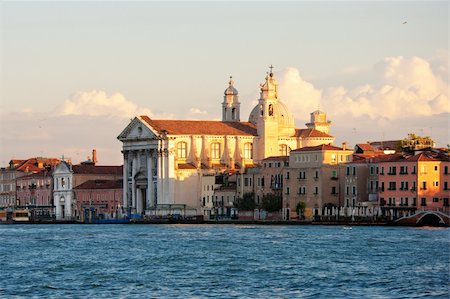 simsearch:400-05387623,k - Church near the canal in Venice, Italy Stock Photo - Budget Royalty-Free & Subscription, Code: 400-05373797