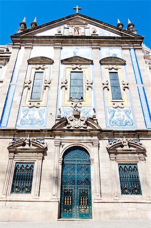 douro - church with azulejos (tiles), Porto, Douro Province, Portugal Foto de stock - Super Valor sin royalties y Suscripción, Código: 400-05373983