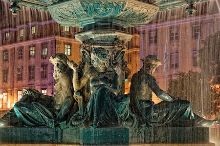 praca d pedro iv - Fountain at Rossio Square in Lisbon, Portugal, night scene Stock Photo - Budget Royalty-Free & Subscription, Code: 400-05384451