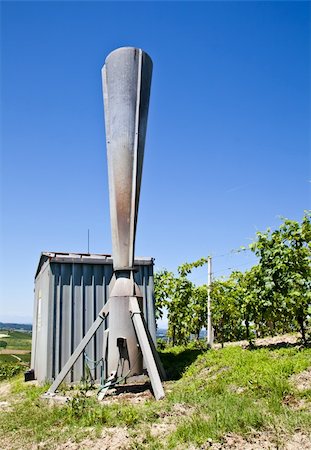 Hail cannon in Italian vineyard, Monferrato and Langhe area, Piemonte region. Stock Photo - Budget Royalty-Free & Subscription, Code: 400-05384474