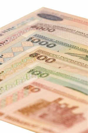 simsearch:400-04550621,k - Official currency of Belorussia, a olt of banknouts isolated on white Foto de stock - Super Valor sin royalties y Suscripción, Código: 400-05384692